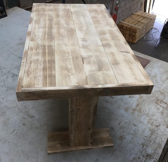 Tafel tenhovenbouwt.nl